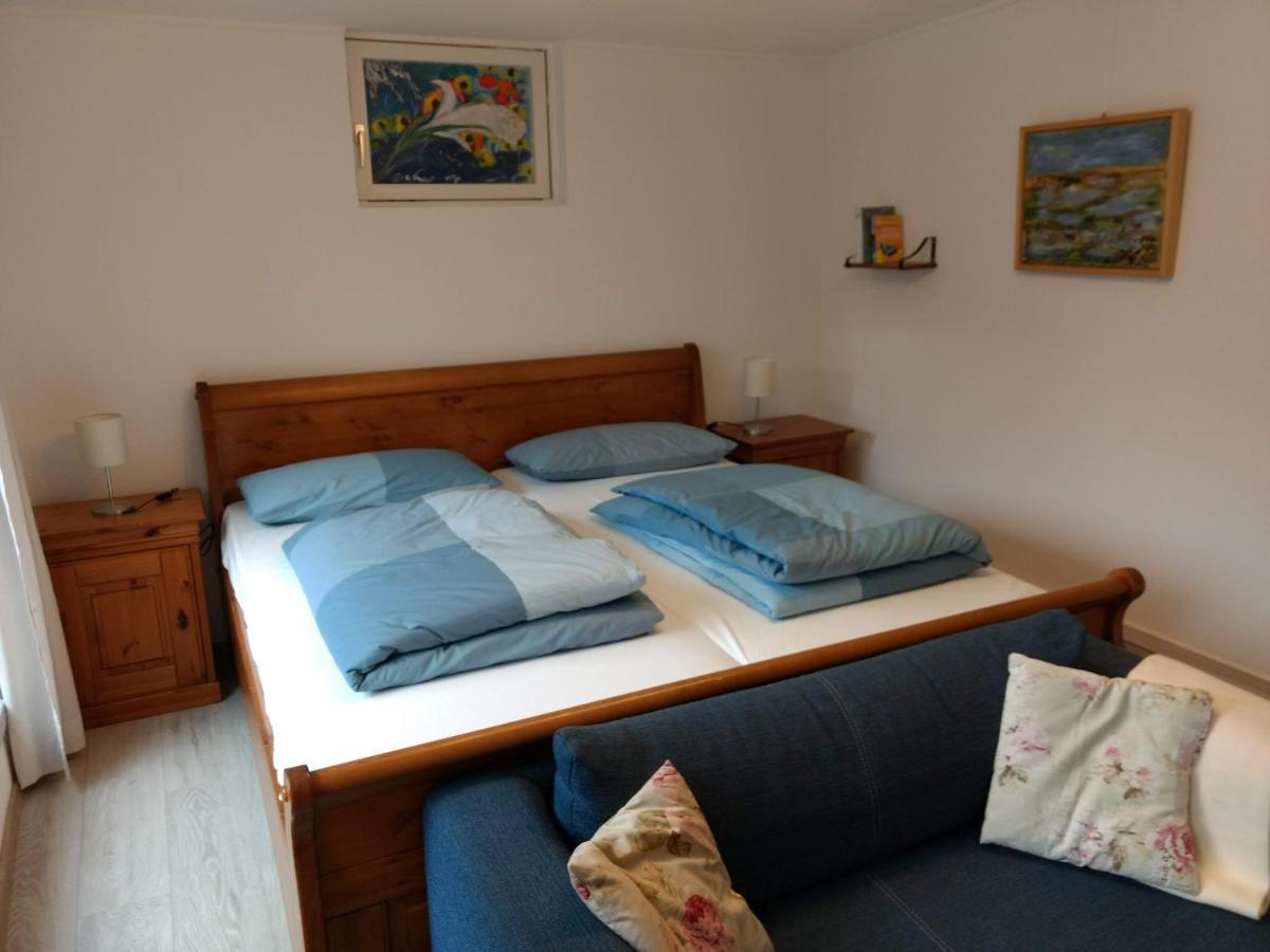 Ruhiges, Gemuetliches Zimmer Mit Bad Fuer 2 Personen, Mit Gartenterasse Lubeck Exterior photo